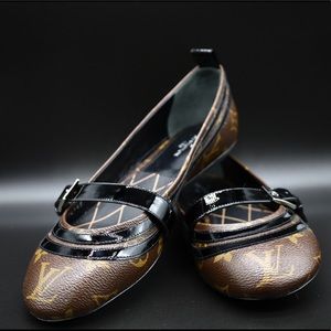***ORIGINAL LOUIS VUITTON*** Flat leather shoes